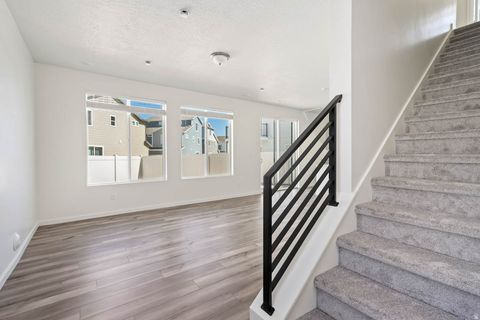 Tiny photo for 397 E KANAB CREEK DR #203, Saratoga Springs, UT 84045 (MLS # 2124063)