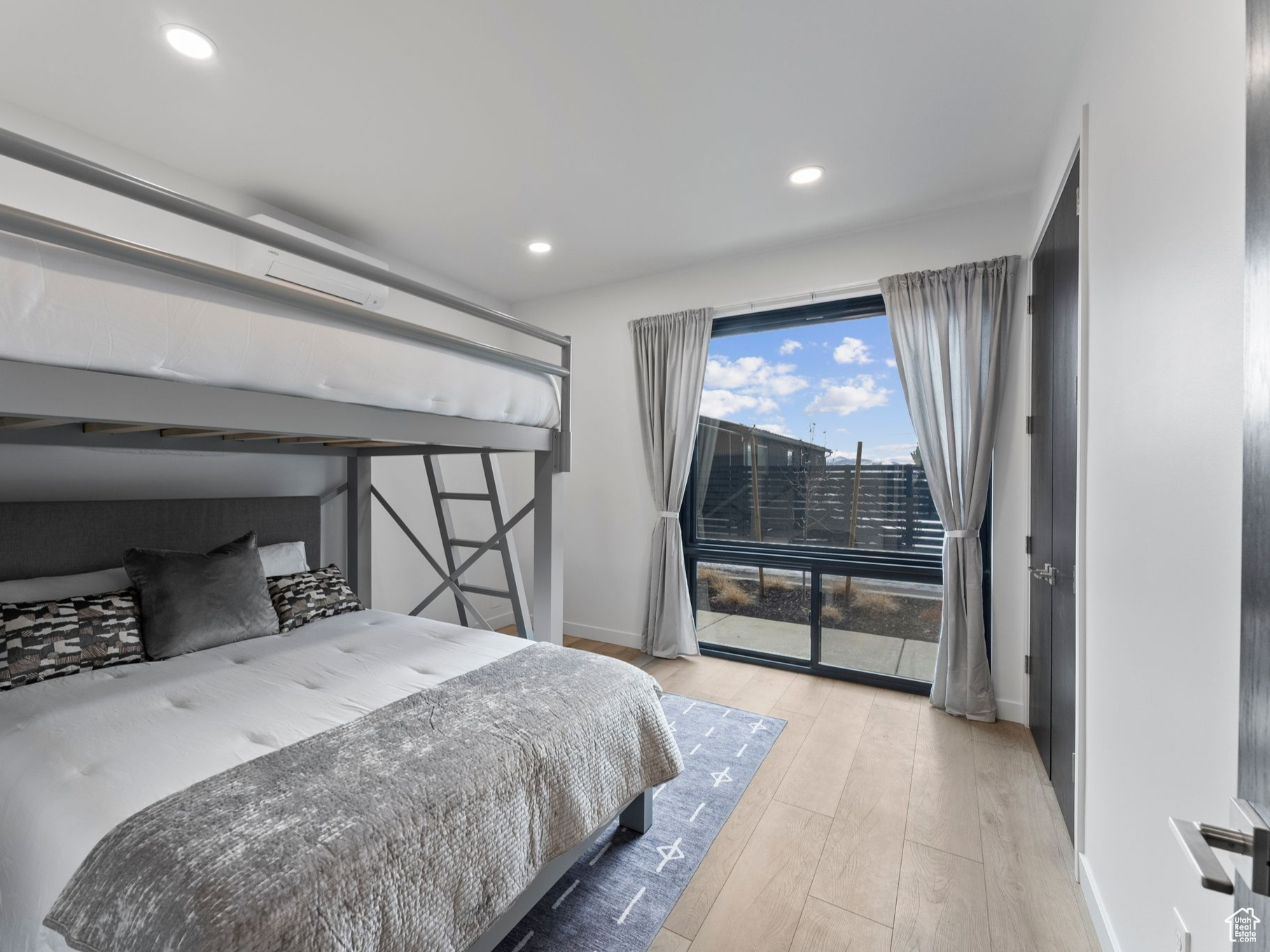 MEL CLARK SUBDIVISIO - Residential Lease