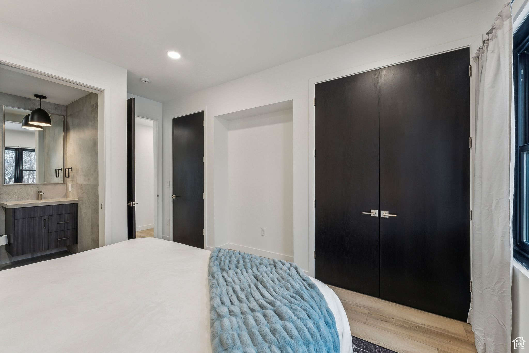 MEL CLARK SUBDIVISIO - Residential Lease