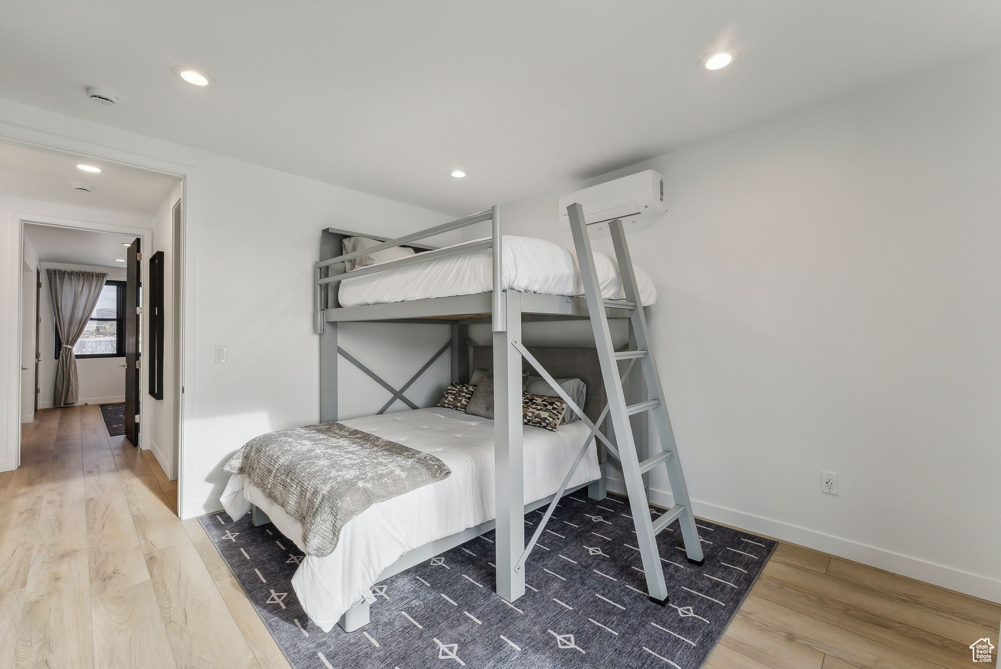 MEL CLARK SUBDIVISIO - Residential Lease