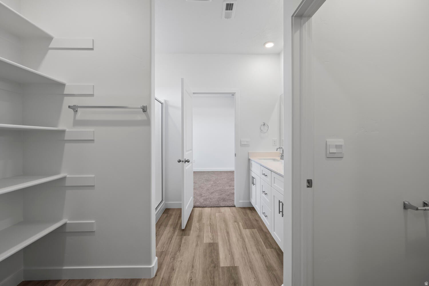 LONG VALLEY - Residential