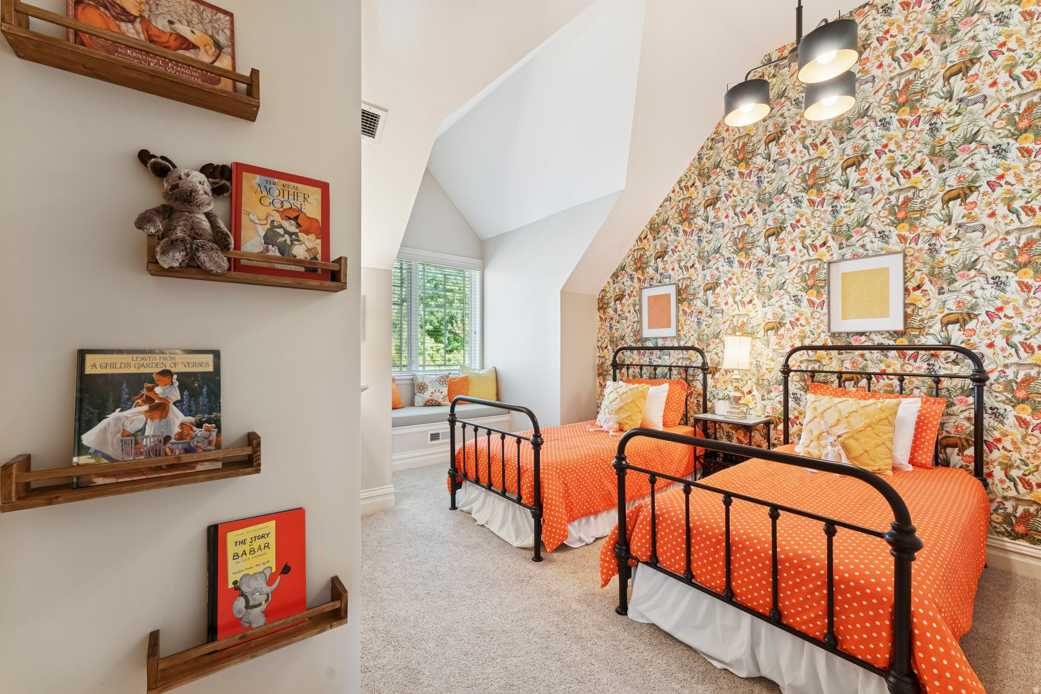 ALMOND STREET - Residential