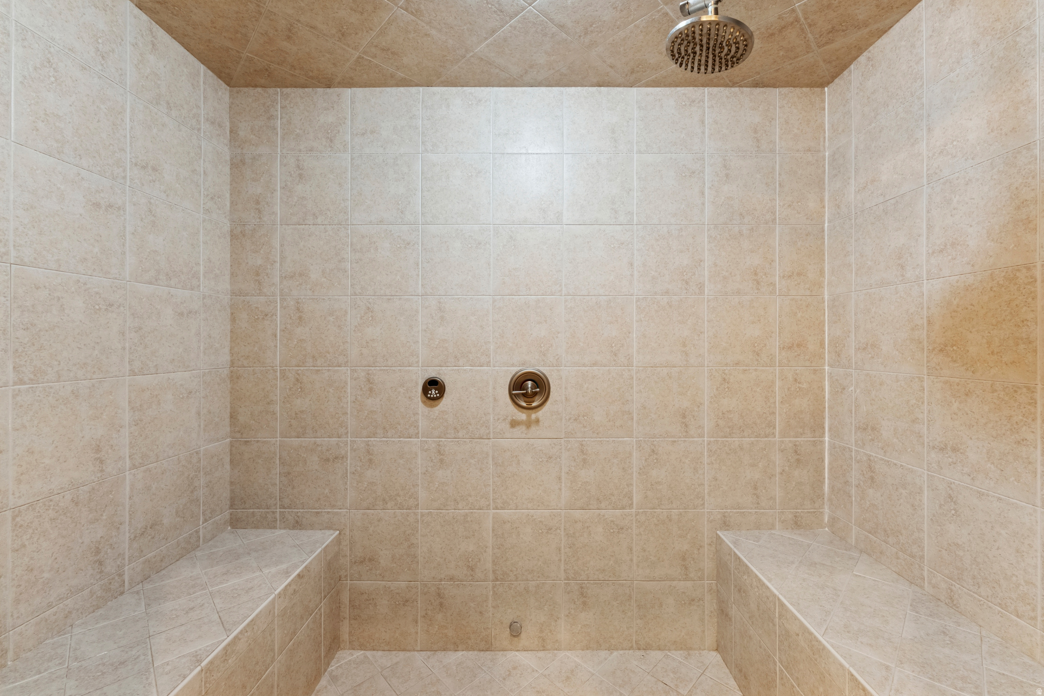 ALMOND STREET - Residential