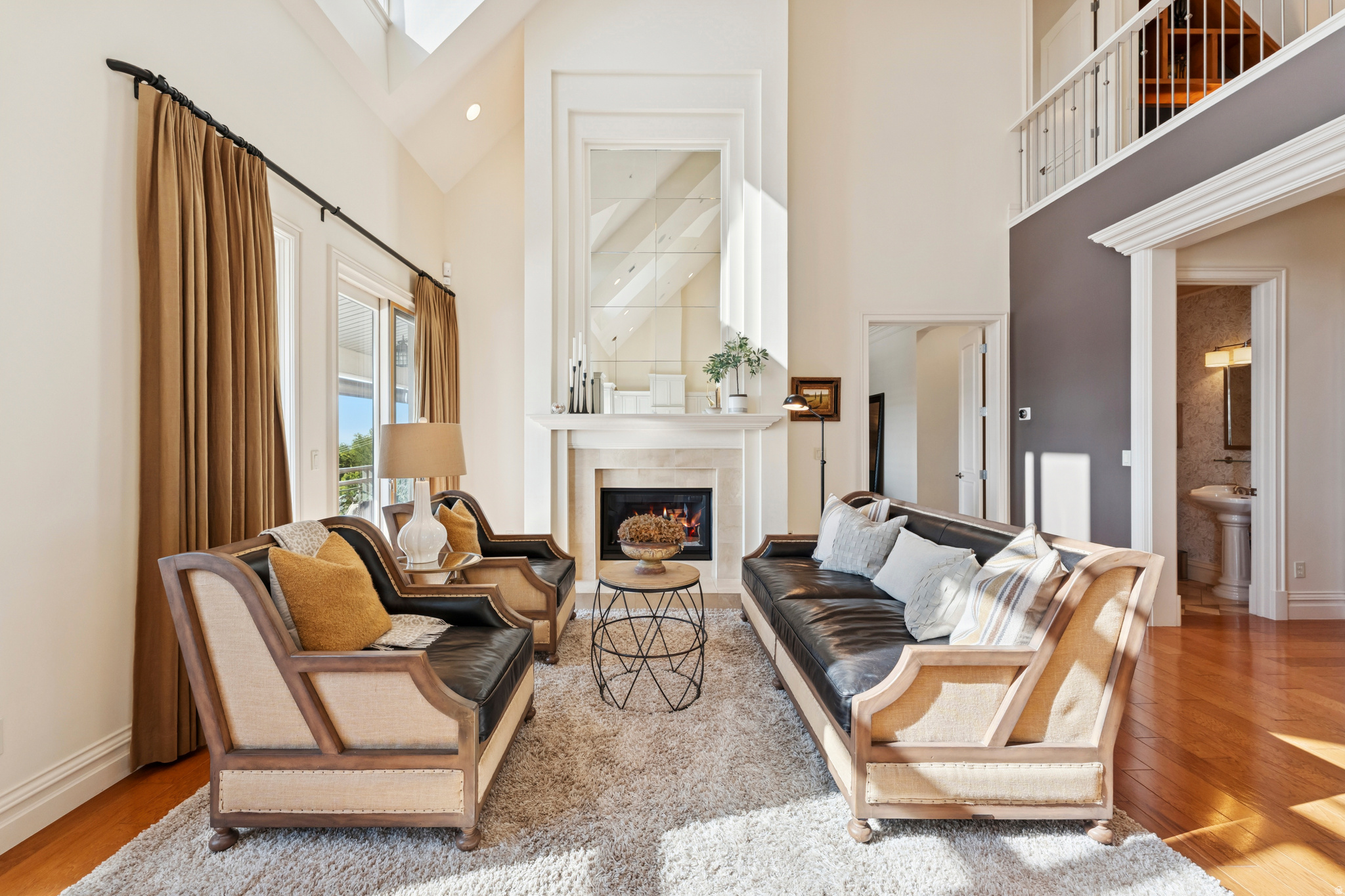 ALMOND STREET - Residential