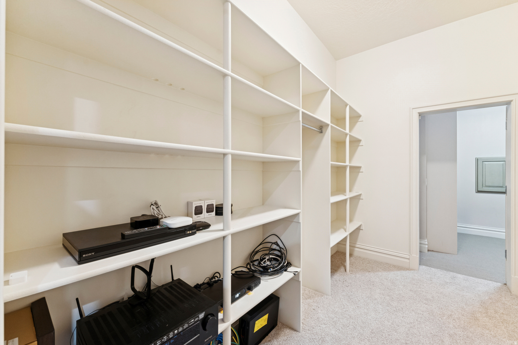 ALMOND STREET - Residential