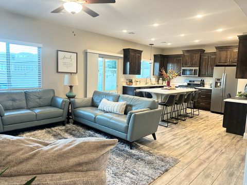 Tiny photo for 1001 W CURLY HOLLOW DR #78, Saint George, UT 84770 (MLS # 2132825)