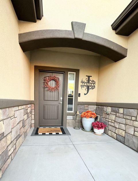Tiny photo for 1001 W CURLY HOLLOW DR #78, Saint George, UT 84770 (MLS # 2132825)