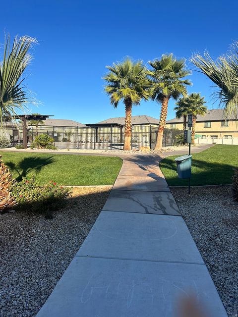 Tiny photo for 1001 W CURLY HOLLOW DR #78, Saint George, UT 84770 (MLS # 2132825)