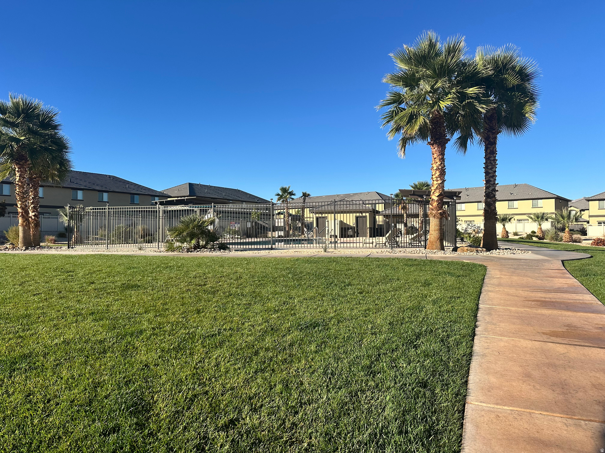 BLACKHAWK TOWNHOMES ST GEORGE PH 1 - Residential