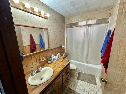 Tiny photo for 45 OAK CREST DR, Mt Pleasant, UT 84647 (MLS # 2120866)