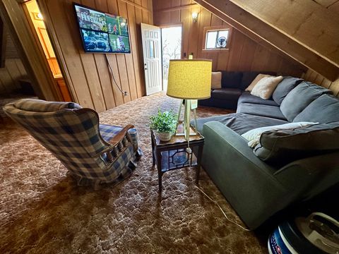 Tiny photo for 45 OAK CREST DR, Mt Pleasant, UT 84647 (MLS # 2120866)