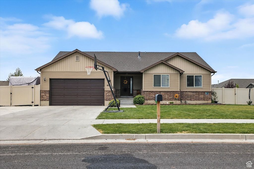 Photo of 609 N 130 E, Smithfield, UT 84335 (MLS # 2105477)