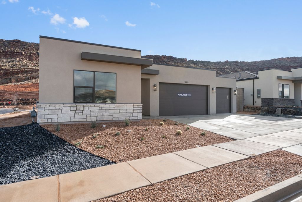 Photo of 1551 SINAWAVA DR #4170, Washington, UT 84780 (MLS # 2149072)