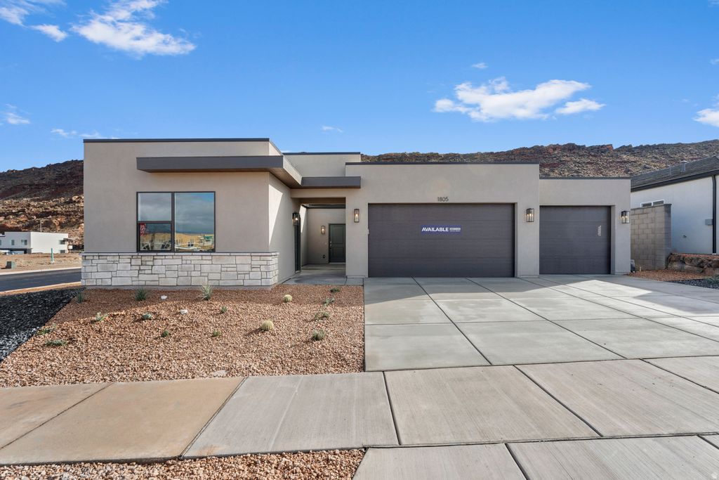 Photo of 1551 SINAWAVA DR #4170, Washington, UT 84780 (MLS # 2149072)