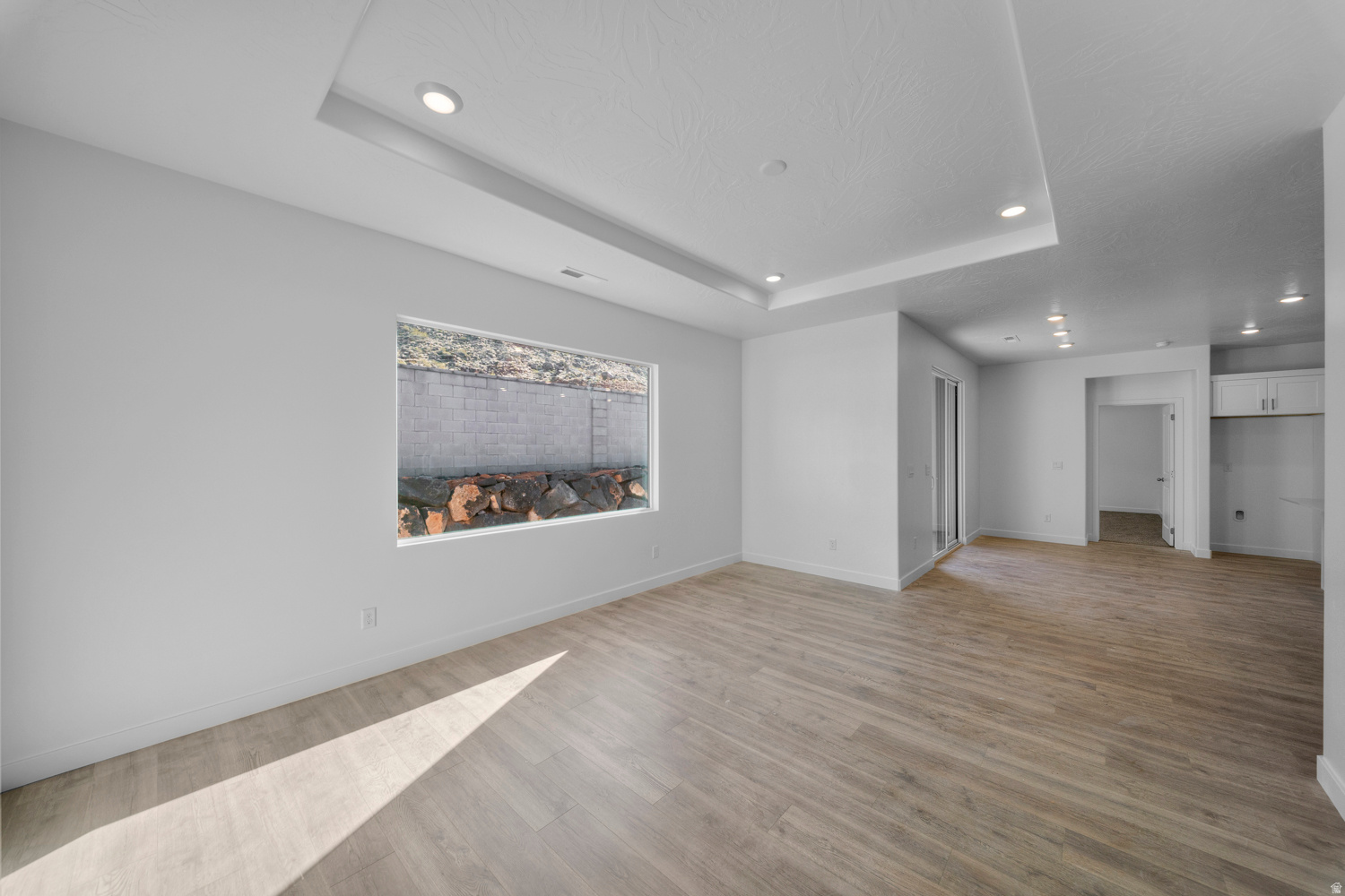 STANDING ROCK EAST AT LONG VALLEY - Residential