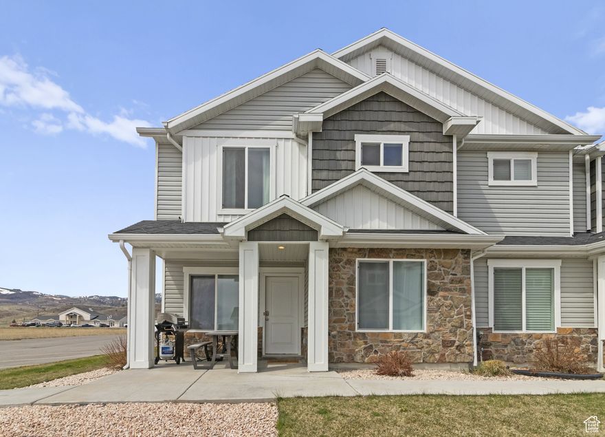 Experience comfort, style, and adventure with this modern townhouse in scenic Garden City, Utah. Just steps from Bear Lake and downtown, and minutes from Beaver Mountain Ski Resort, this home offers spacious living, mountain views, and easy access to year-round outdoor fun. Whether you're seeking a full-time residence or a vacation getaway, this is your ideal retreat in one of Utah's most desirable locations. The furniture is included for a turn-key operation.