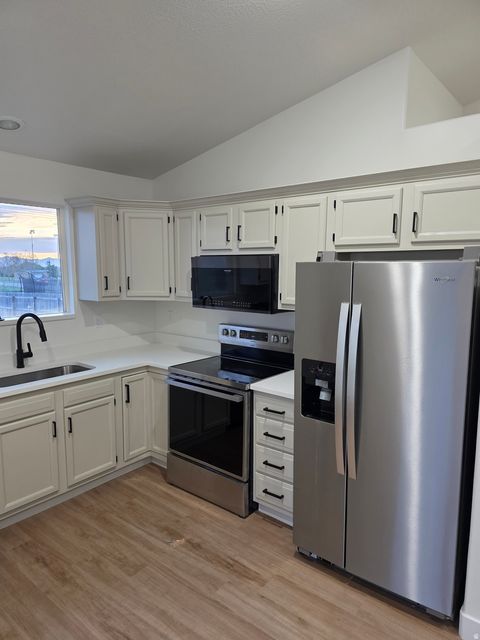 Tiny photo for 2023 N 1615 W, Clinton, UT 84015 (MLS # 2147042)