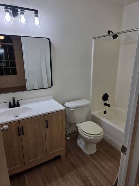 Tiny photo for 2023 N 1615 W, Clinton, UT 84015 (MLS # 2147042)