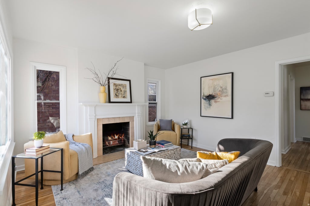 Photo of 377 N 200 W, Salt Lake City, UT 84103 (MLS # 2164094)