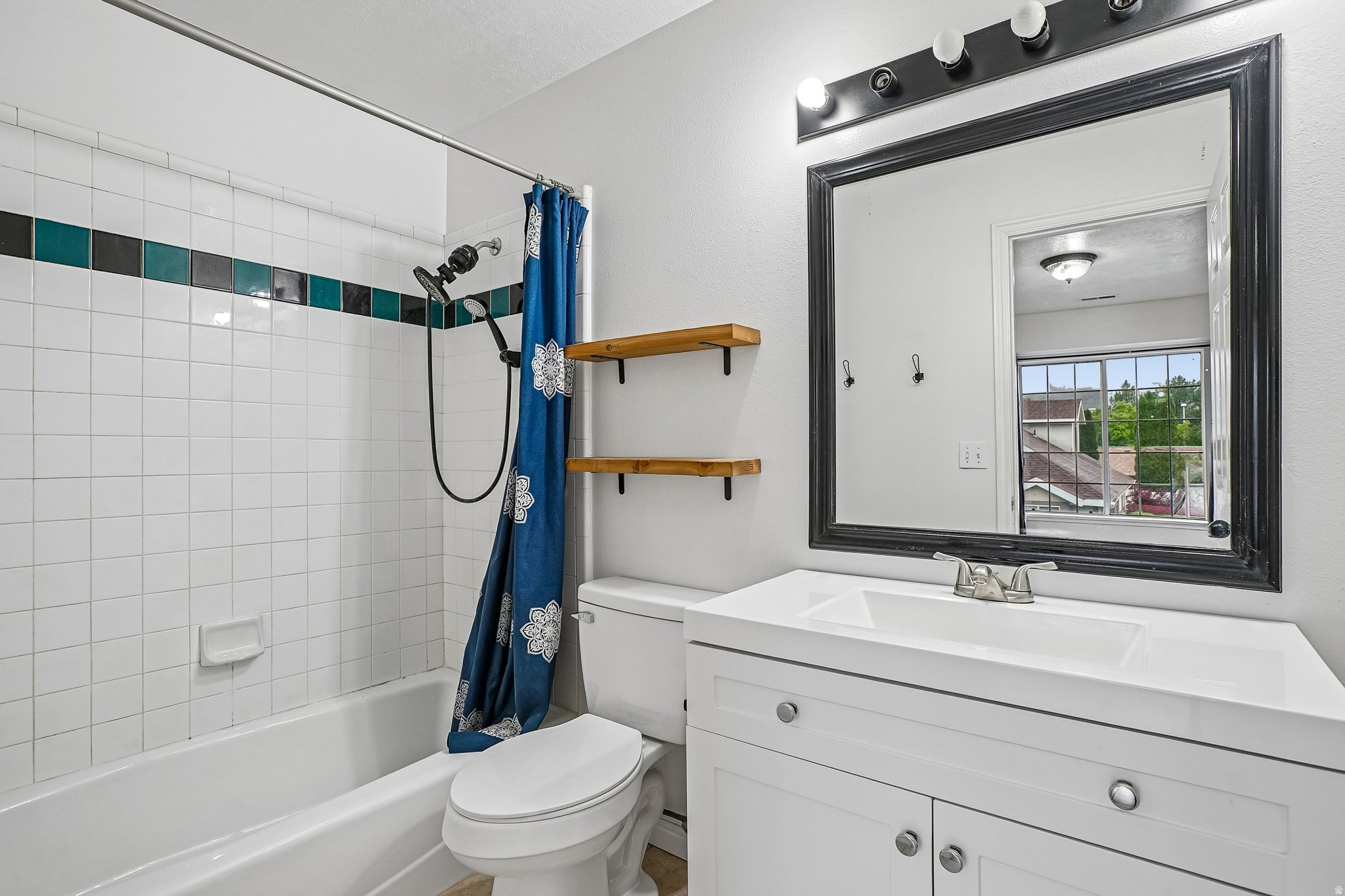 VILLAGE CONDO - Residential