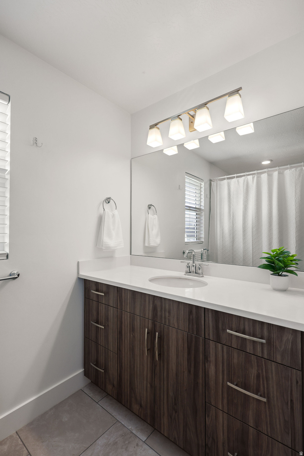 FREEDOM LANDING TOWN - Residential