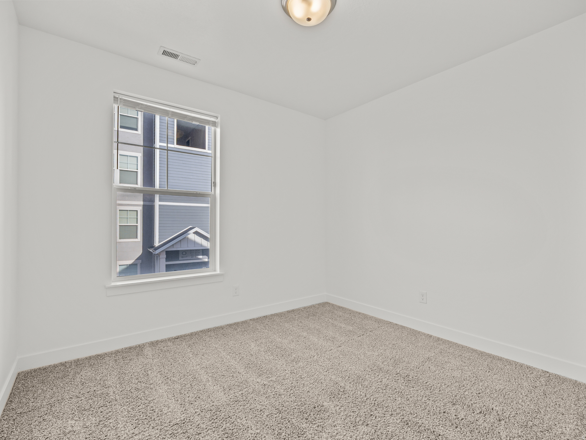 QUAILHILL - Residential