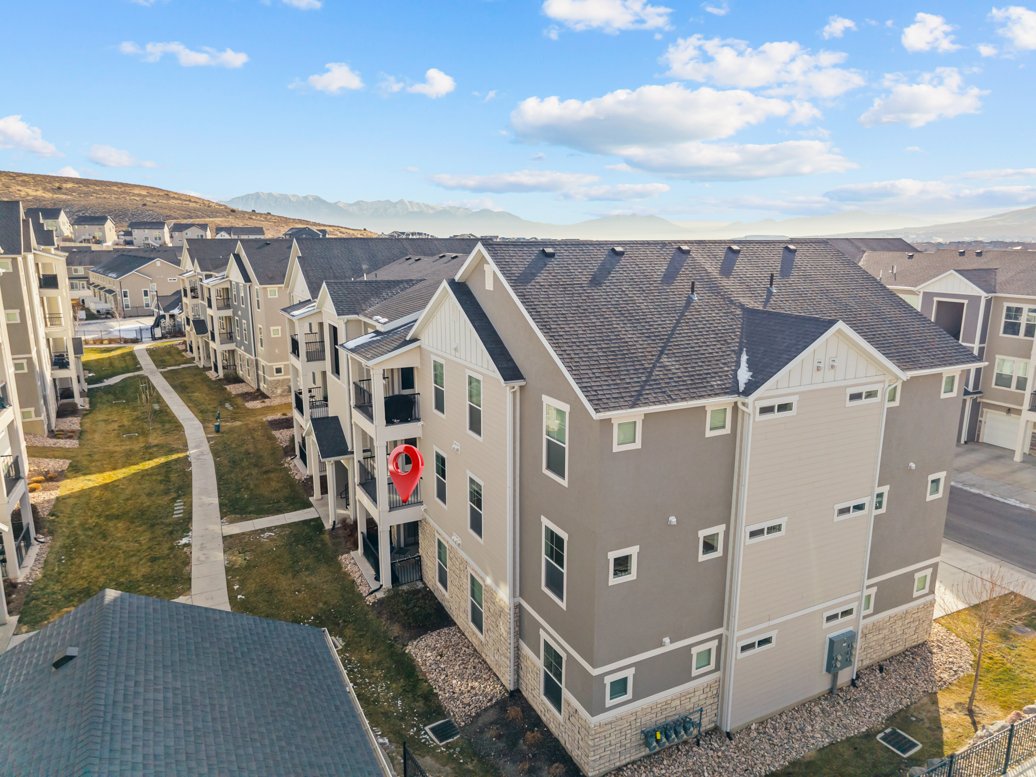 QUAILHILL - Residential