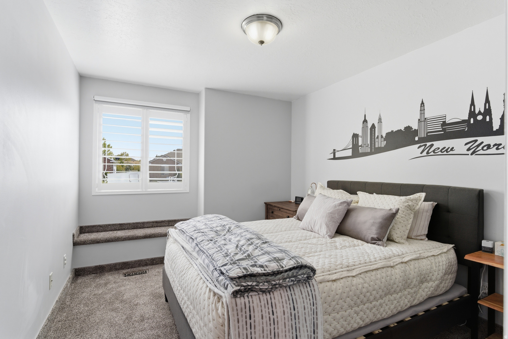 HIGHLAND EAST - Residential