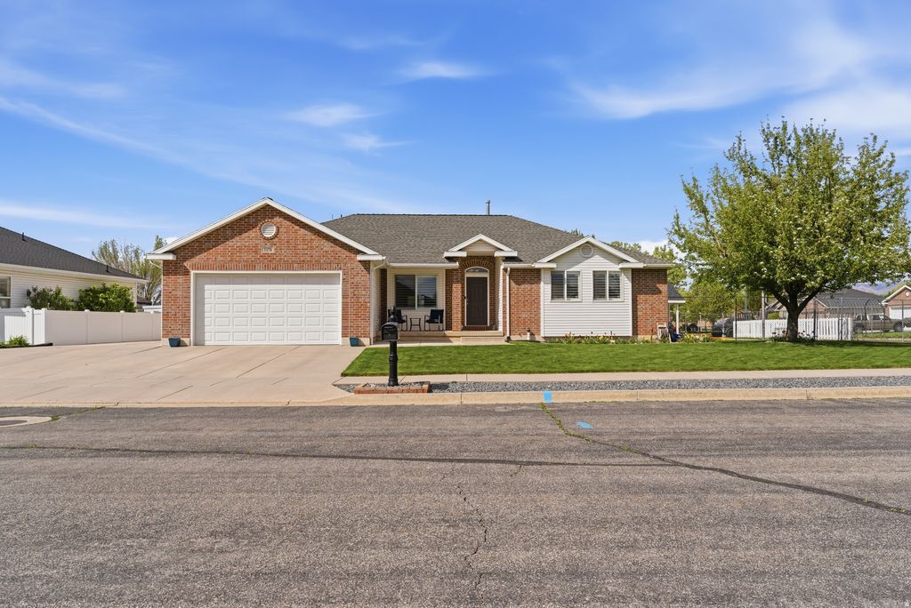 Photo of 1174 W 1395 N, Clinton, UT 84015 (MLS # 2149883)