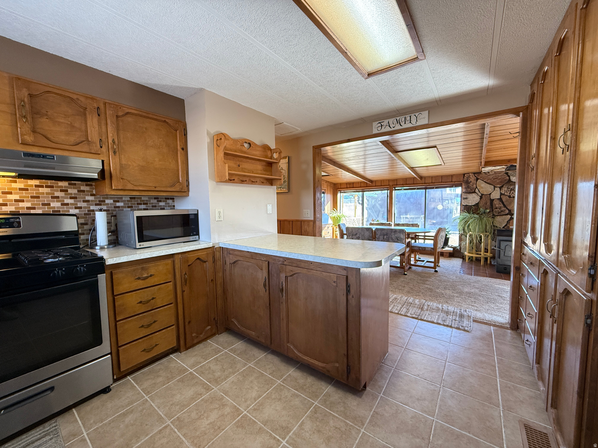 PINE CREEK VISTA - Residential