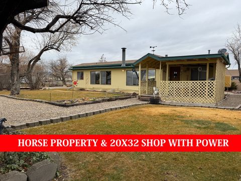 Homes For Sale - 350 E 200<br/> Centerfield, UT 84622