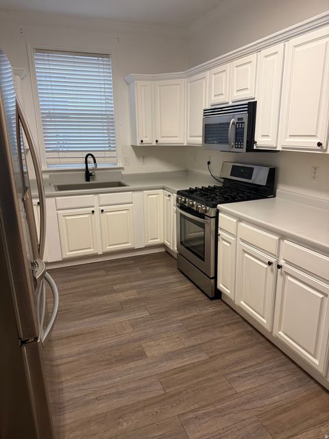 Tiny photo for 4466 W 11800 S, South Jordan, UT 84009 (MLS # 2141031)