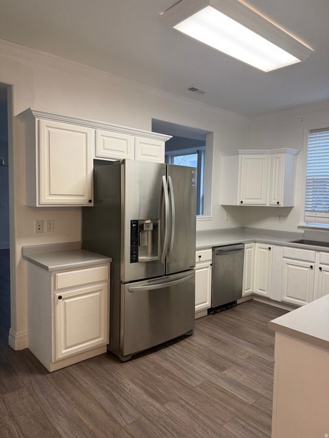 Tiny photo for 4466 W 11800 S, South Jordan, UT 84009 (MLS # 2141031)