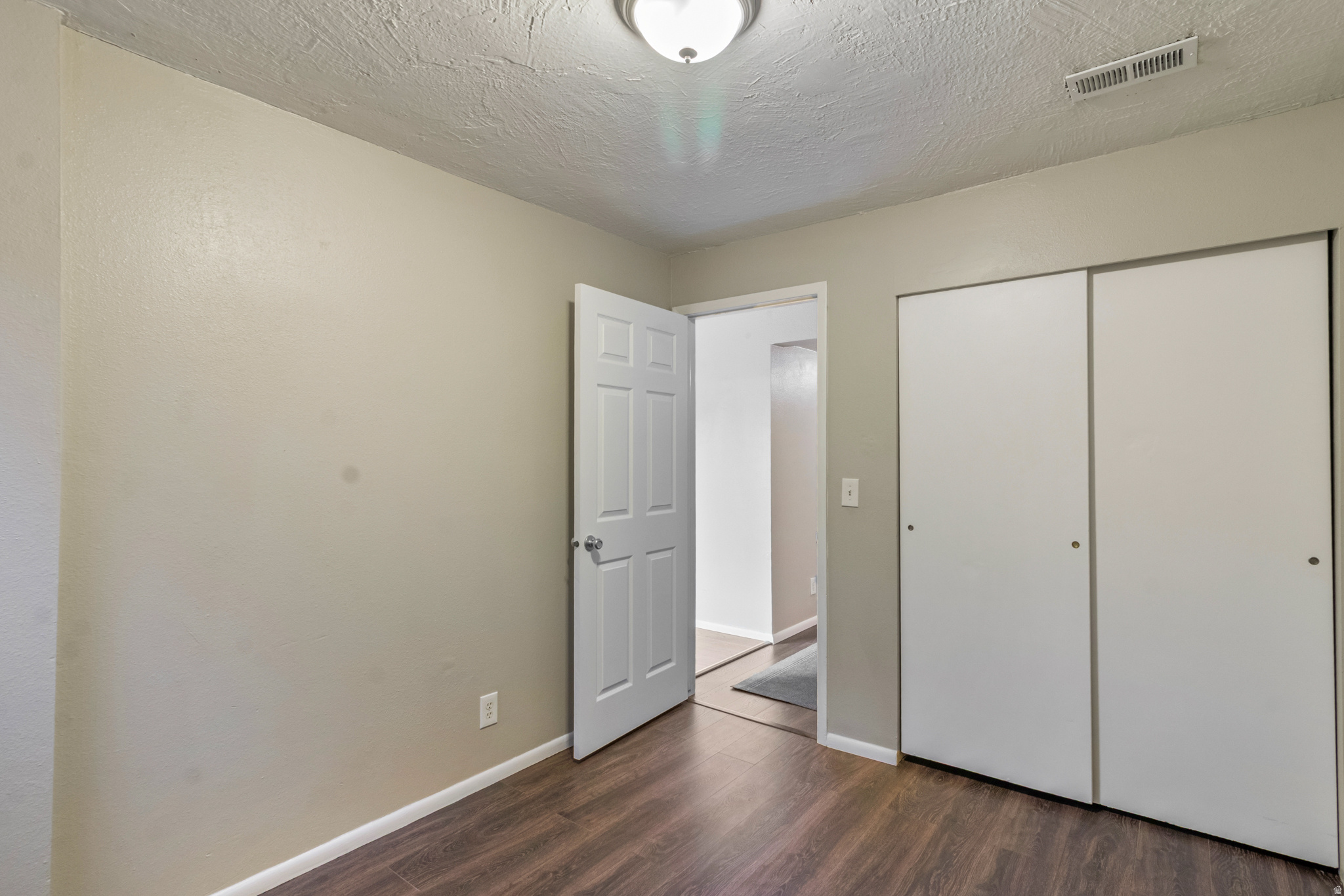 WOOD CREST CONDOMINIUM PHASE 1 - Residential