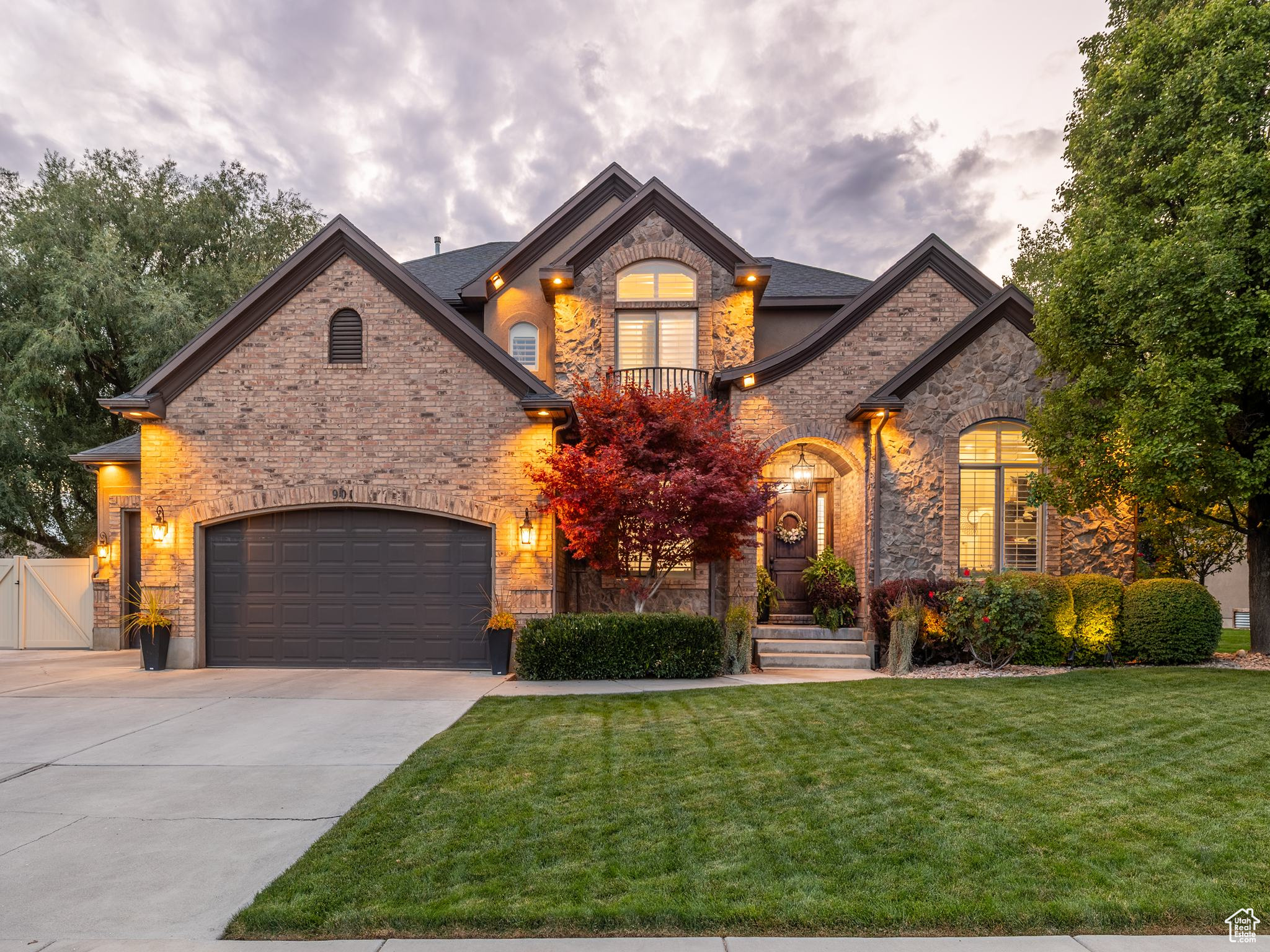 INDIAN SKY - Residential