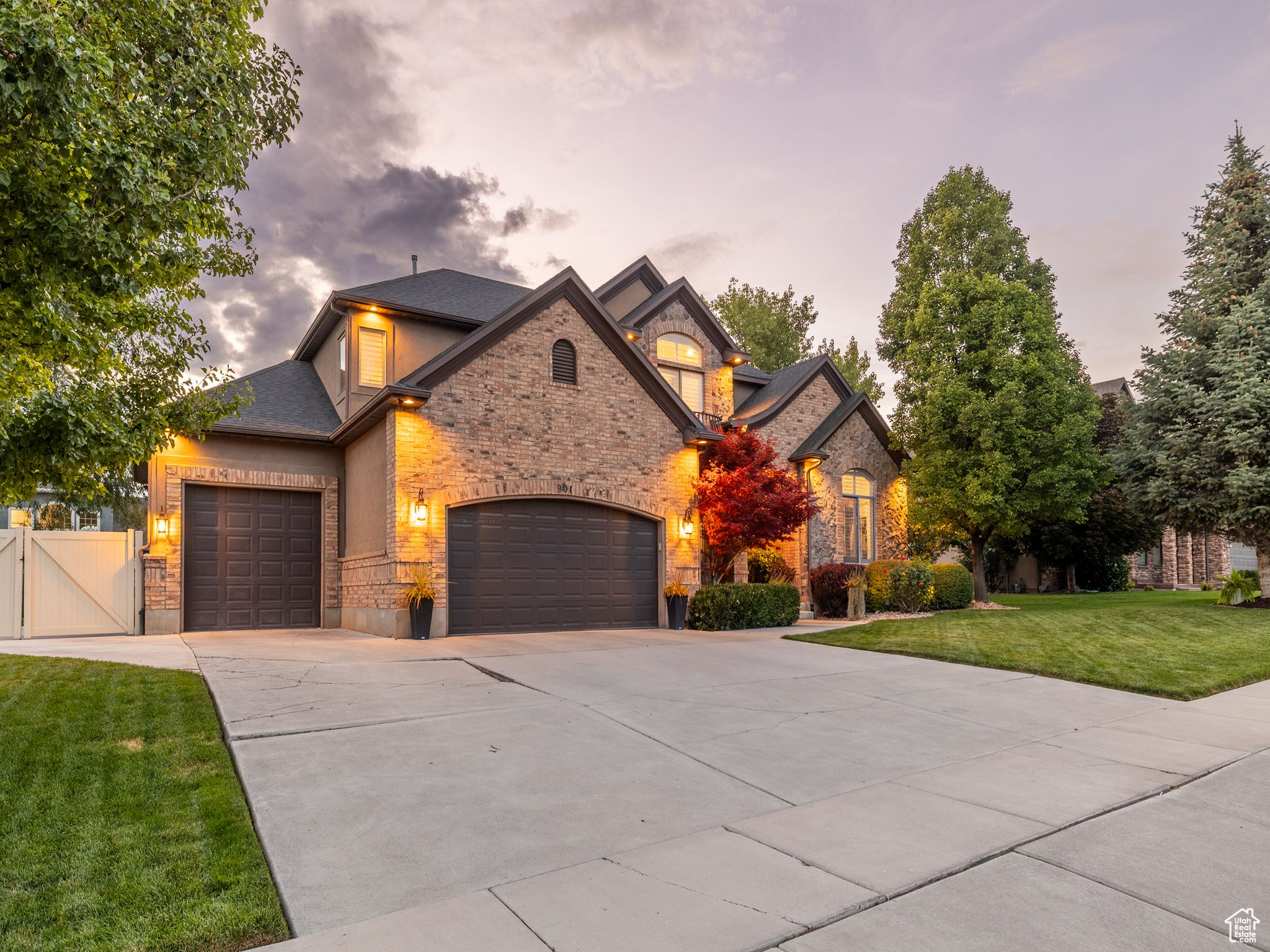 INDIAN SKY - Residential
