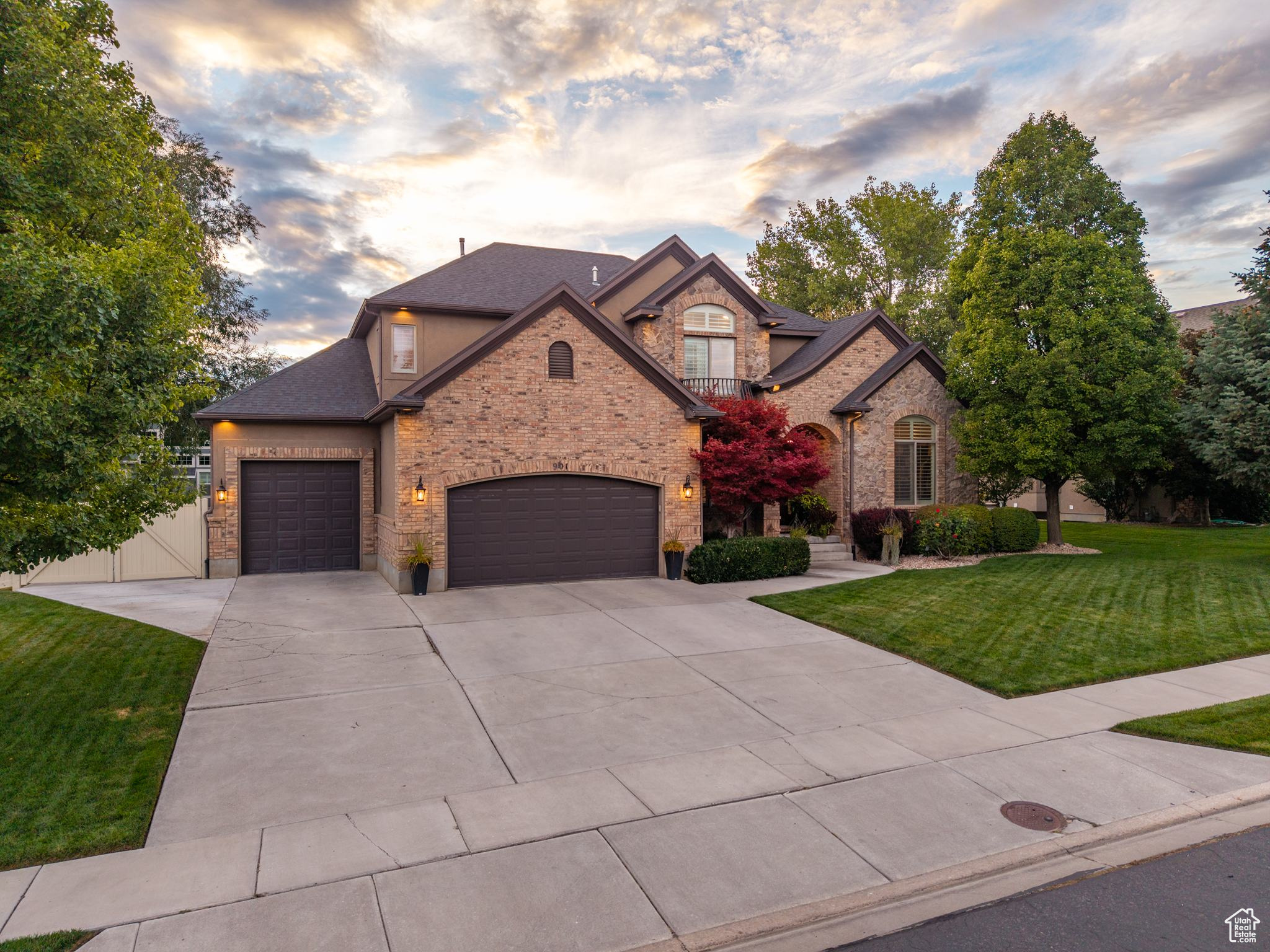 INDIAN SKY - Residential