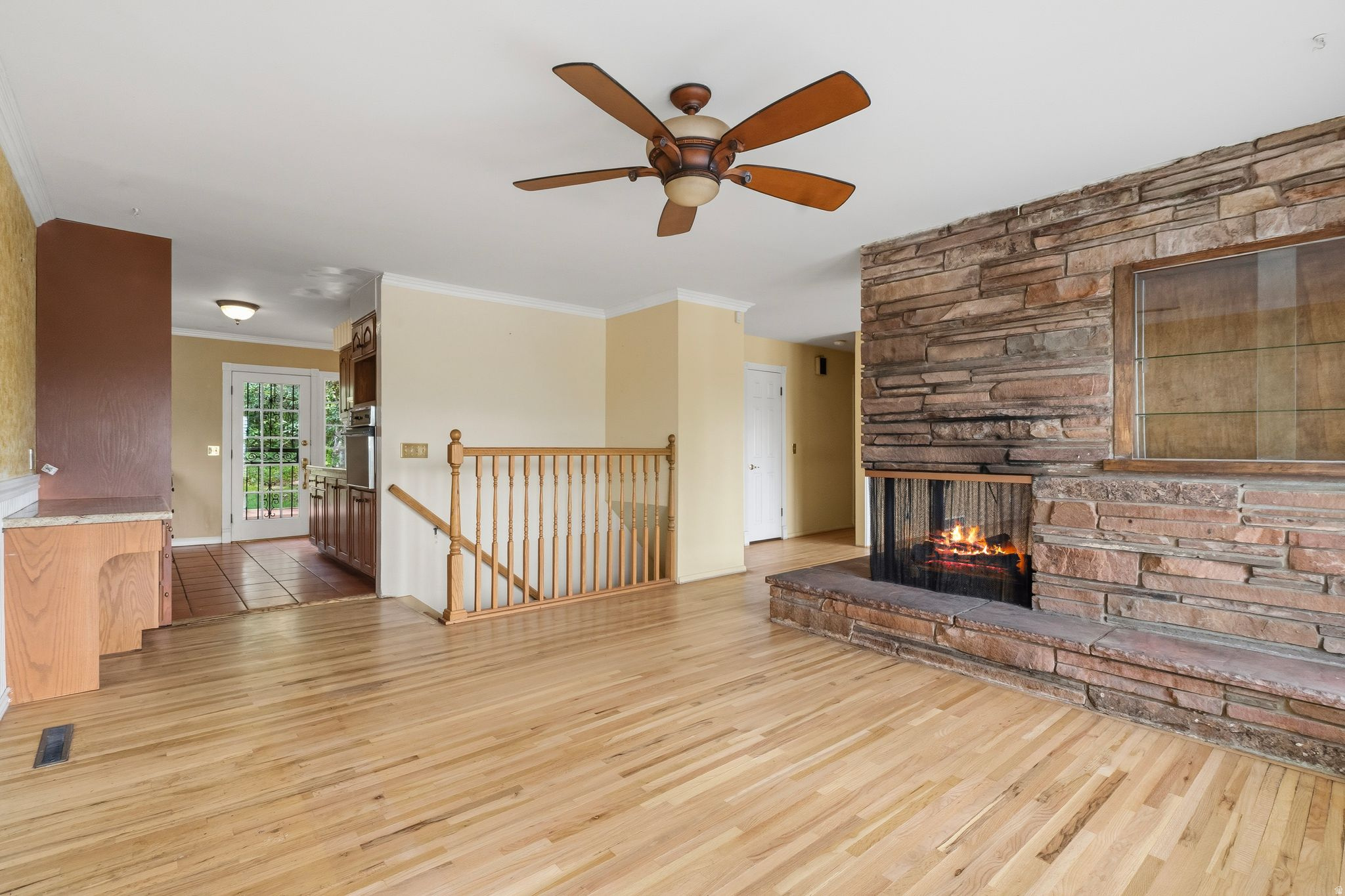 CREST VIEW MANOR - Residential