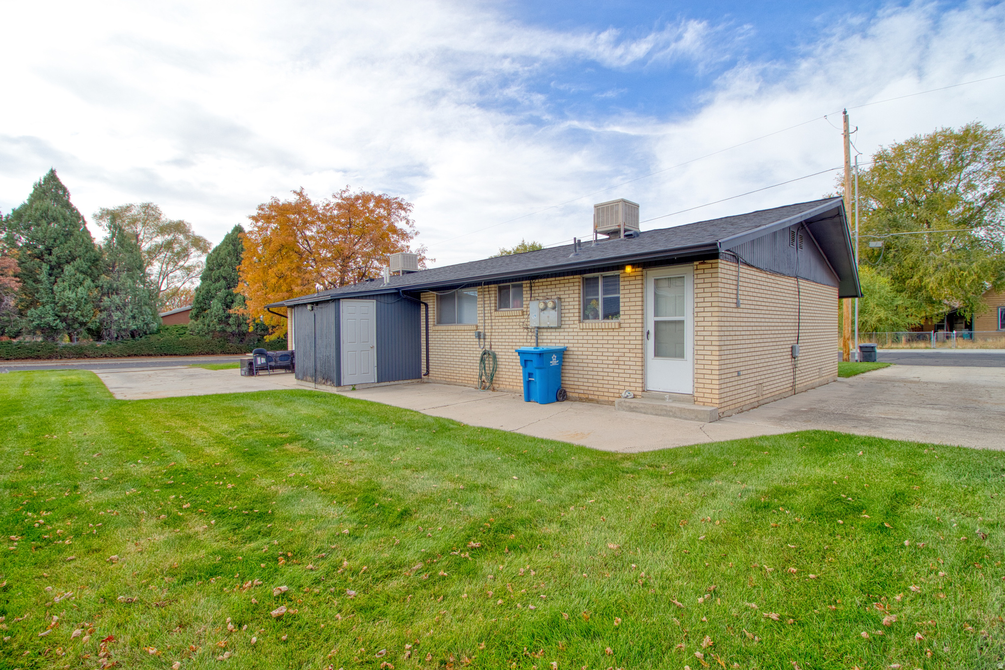 SHALIMAR ACRES - Residential Income