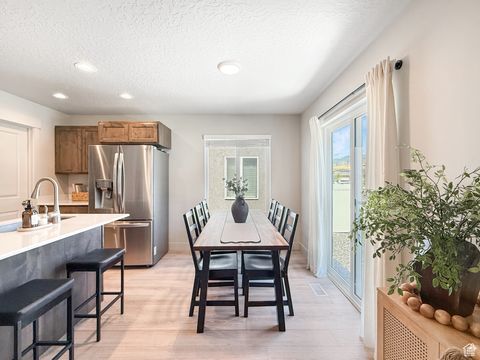 Tiny photo for 3923 S WHITE ASH DR, Mapleton, UT 84664 (MLS # 2107084)