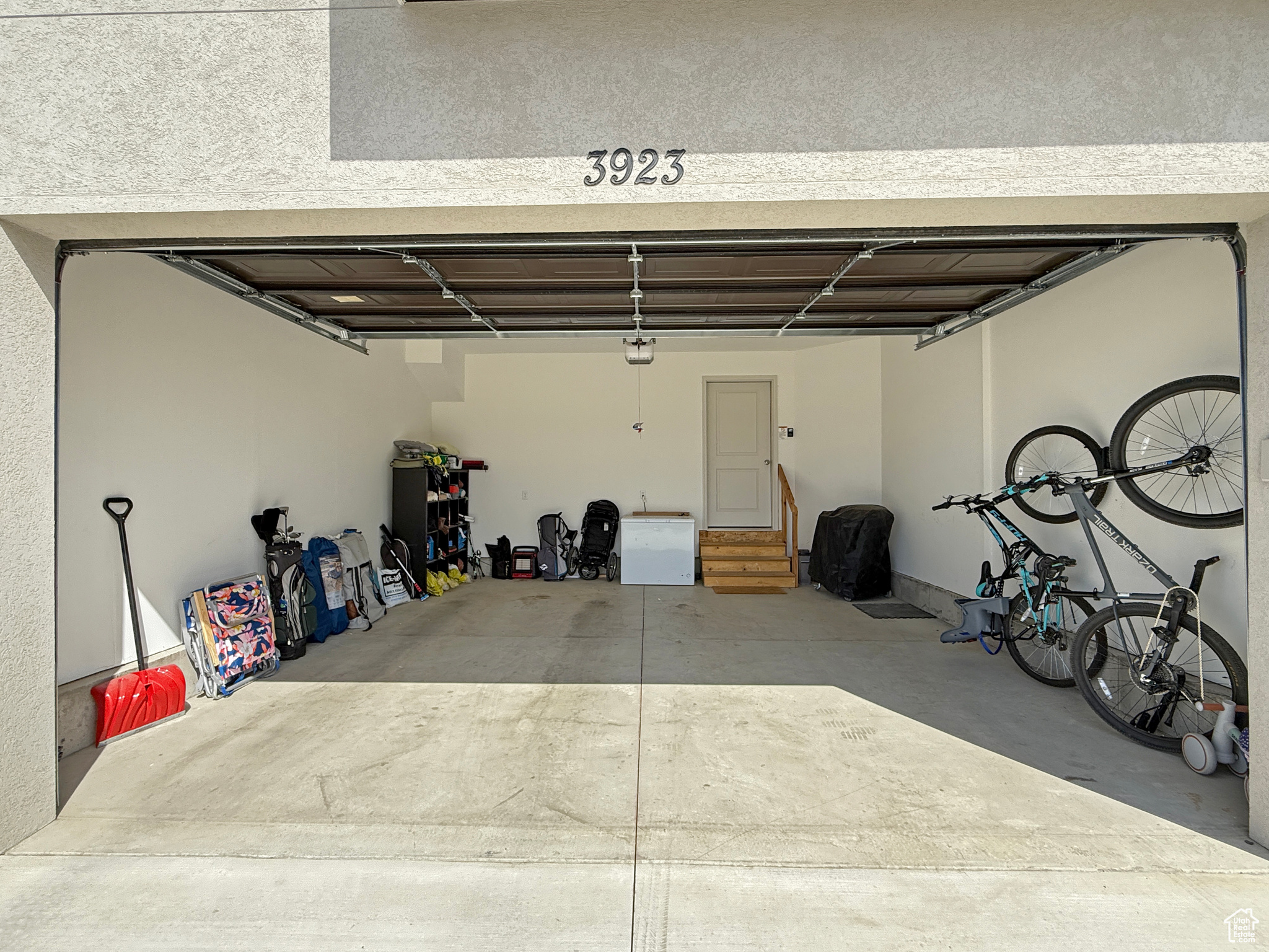 MAPLETON VILLAGE - Residential