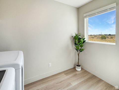 Tiny photo for 3923 S WHITE ASH DR, Mapleton, UT 84664 (MLS # 2107084)
