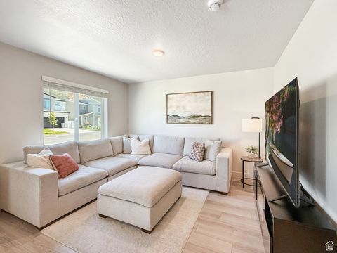 Tiny photo for 3923 S WHITE ASH DR, Mapleton, UT 84664 (MLS # 2107084)