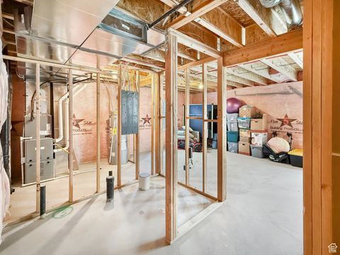 Tiny photo for 3923 S WHITE ASH DR, Mapleton, UT 84664 (MLS # 2107084)