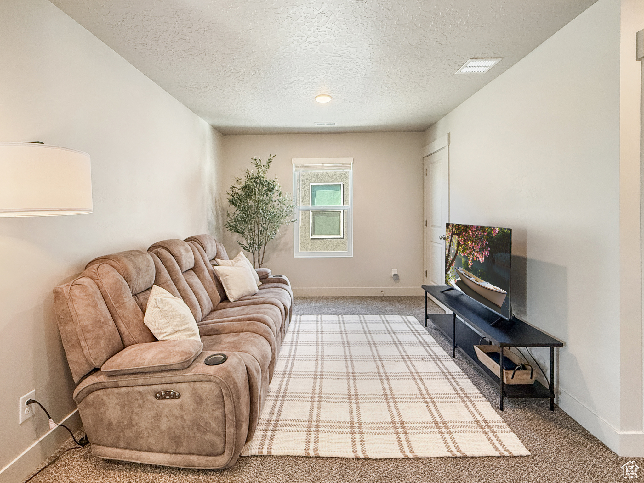 MAPLETON VILLAGE - Residential