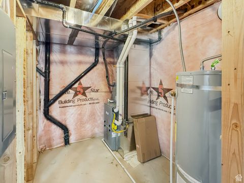 Tiny photo for 3923 S WHITE ASH DR, Mapleton, UT 84664 (MLS # 2107084)