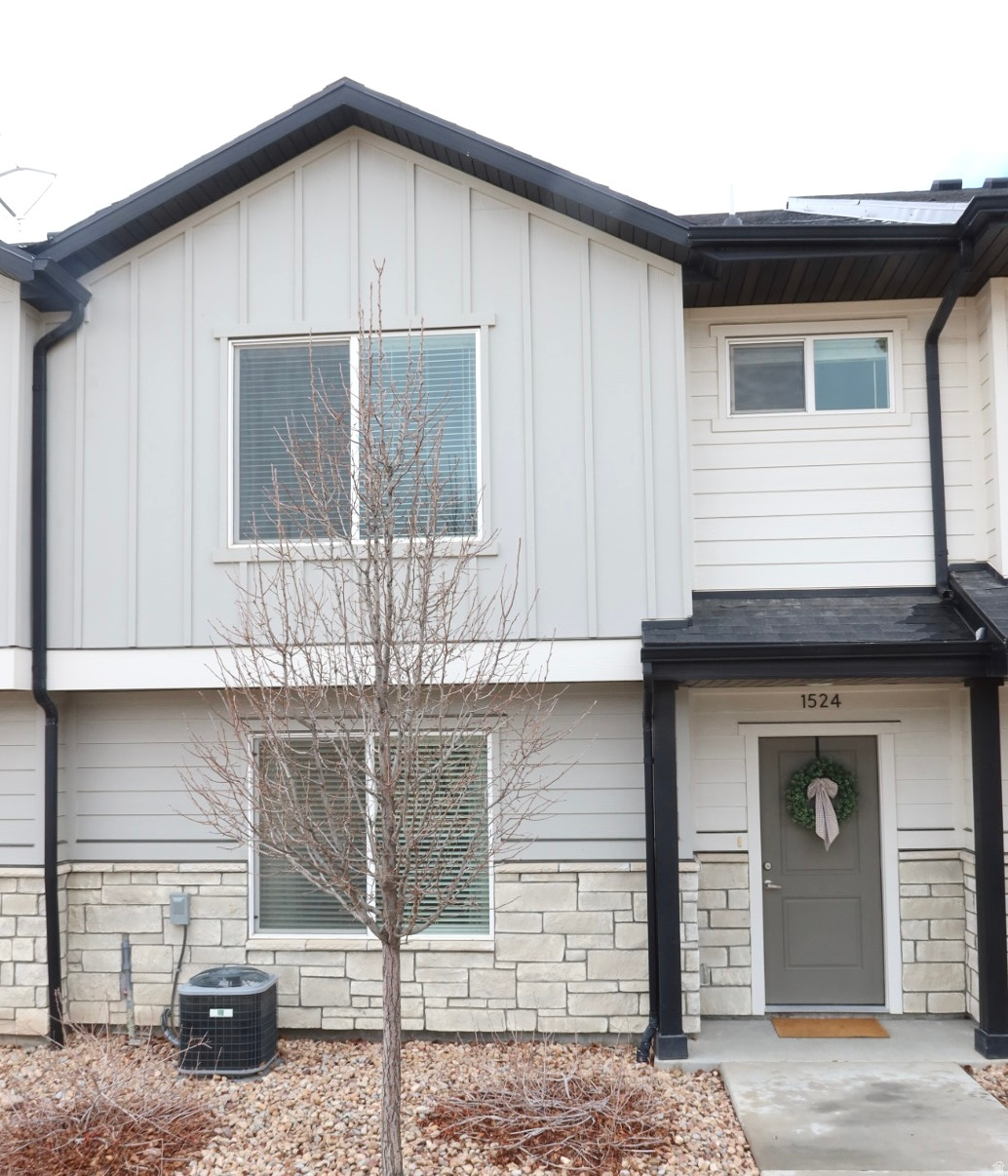 MEADOW CREEK RIDGE - Residential