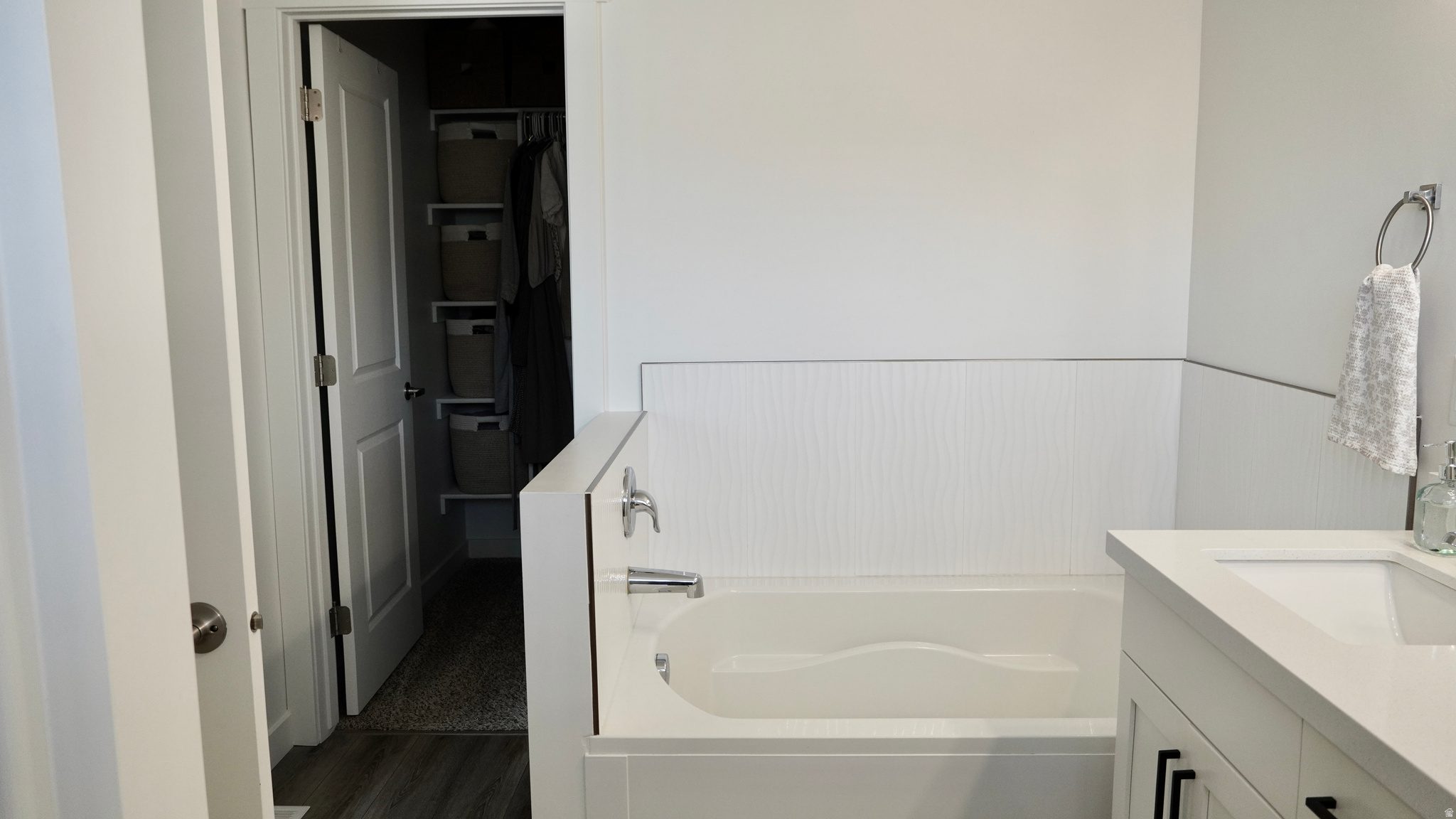 MEADOW CREEK RIDGE - Residential