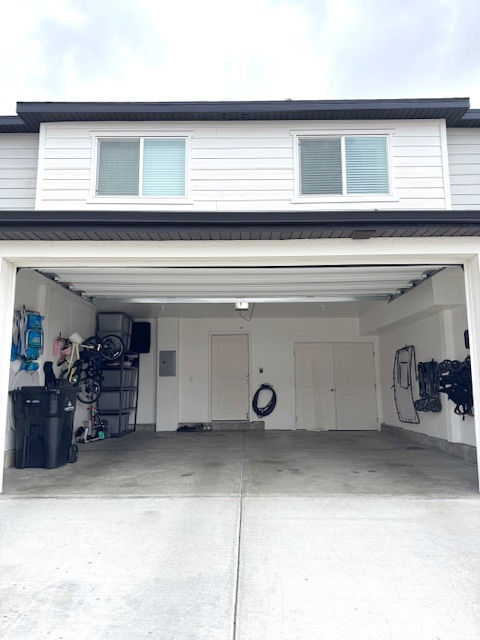 MEADOW CREEK RIDGE - Residential