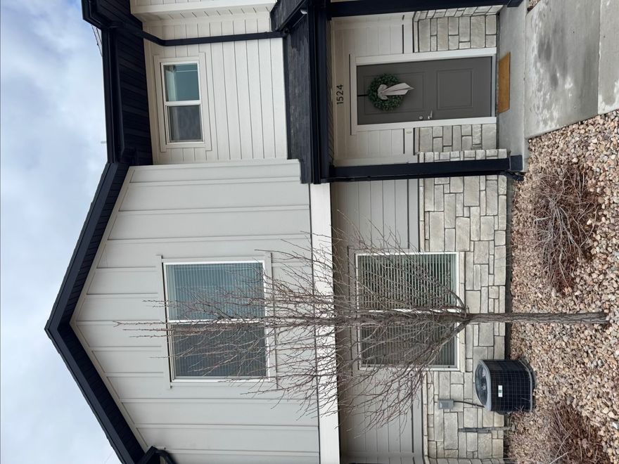 PRICE REDUCTION - Just like new - This beautiful townhome is located in Meadow Creek Ridge just off of SR51 and Spanish Fork Parkway. It's lesss than 2 miles from I-15 and is minutes from many restaurants, retail shopping, and entertainment options. This 3 bedroom 2.5 bath unit is immaculate and ready for move in.  It features an open family room and kitchen with stainless steal appliances, quartz counter tops, and quality soft-close cabinets.  The master bedroom is spacious and has a separate tub, shower, and walk-in closet.    Kids can simply walk out your front door to play on a  huge grass area. Sellers are providing a $5000 incentive to be used for closing costs. Square footage figures are provided as a courtesy estimate only. Buyer is advised to obtain an independent measurement.